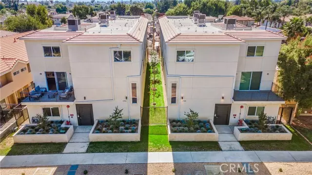 17158 Chatsworth ST 3, Granada Hills, CA 91344