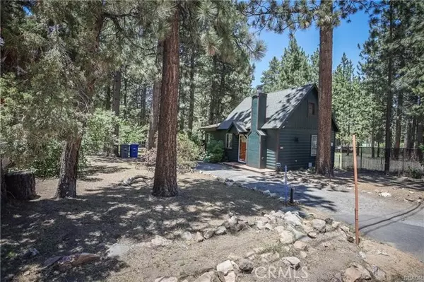 610 Eureka DR, Big Bear Lake, CA 92315