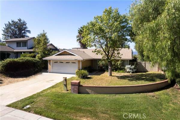 42015 Cosmic DR, Temecula, CA 92592