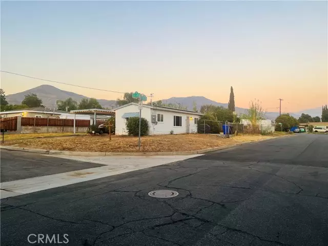 Highland, CA 92346,6785 Valaria DR