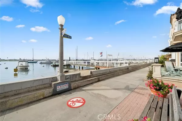 Newport Beach, CA 92662,117 Amethyst AVE