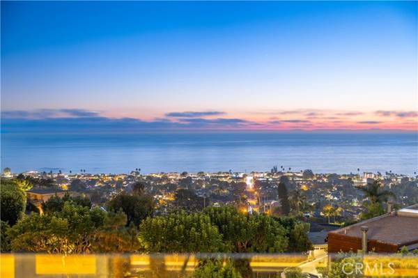 905 Canyon View DR, Laguna Beach, CA 92651