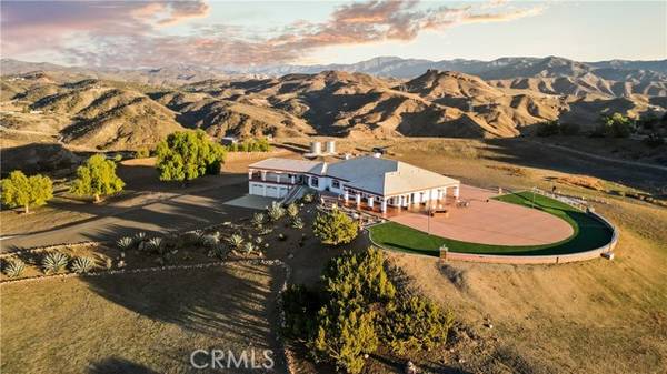 31800 Diamond View LN, Agua Dulce, CA 91390