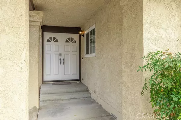 Canyon Country, CA 91351,26704 Cynthia CT