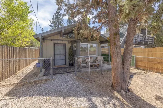 2104 6th LN, Big Bear City, CA 92314