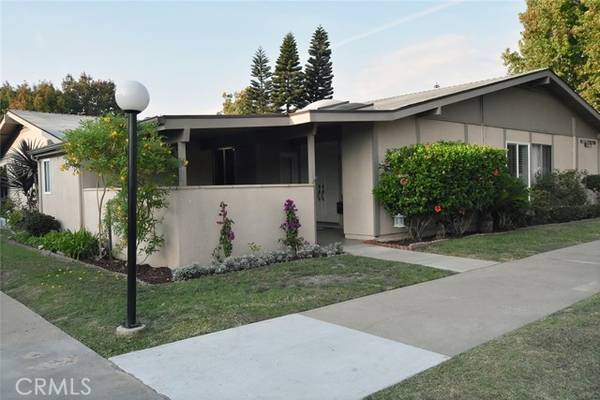 1880 St John Rd 33H, Seal Beach, CA 90740