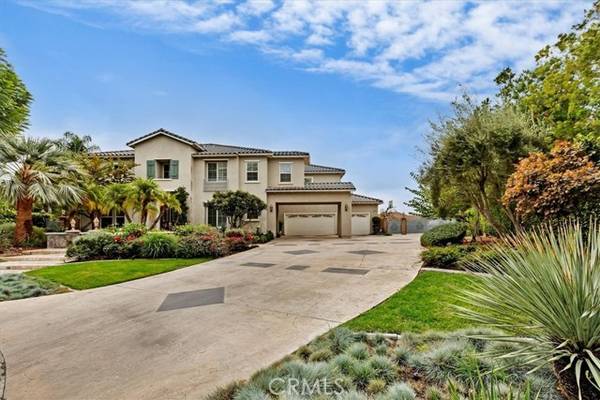 1928 Sycamore Hill DR, Riverside, CA 92506