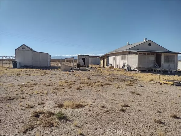 Lucerne Valley, CA 92356,41555 Sun Rose AVE