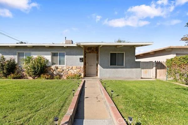 1451 W Ave. I, Lancaster, CA 93534