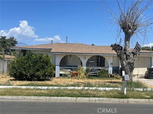 582 S Taylor ST, Hemet, CA 92543