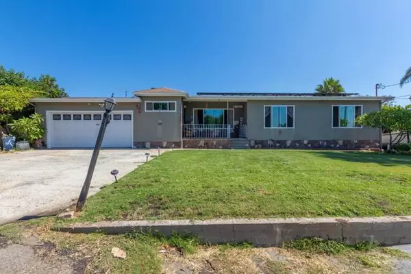 Lemon Grove, CA 91945,2751 Dennis LN