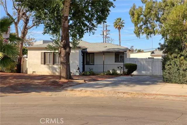 5945 Tobias AVE, Sherman Oaks, CA 91411