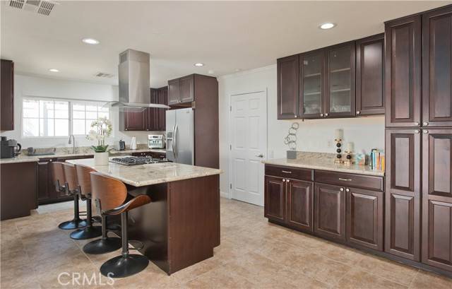 Calabasas, CA 91302,5849 Belbert CIR
