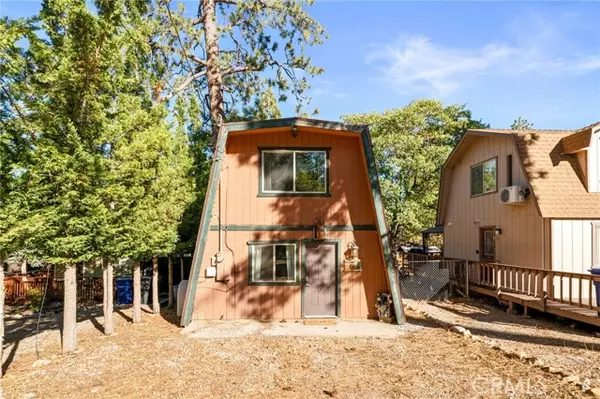 667 Leonard LN, Sugarloaf, CA 92386