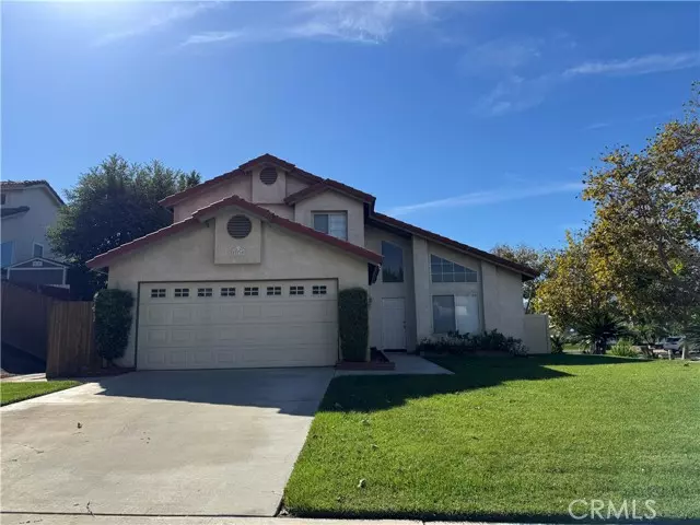 Grand Terrace, CA 92313,22715 Bluebird LN