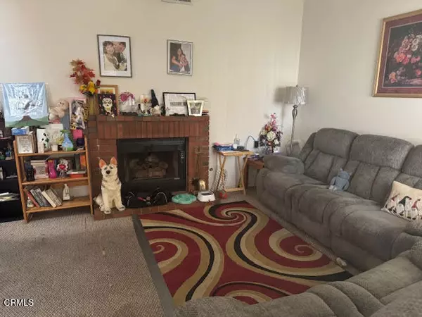 Ventura, CA 93001,256 Blackfoot LN