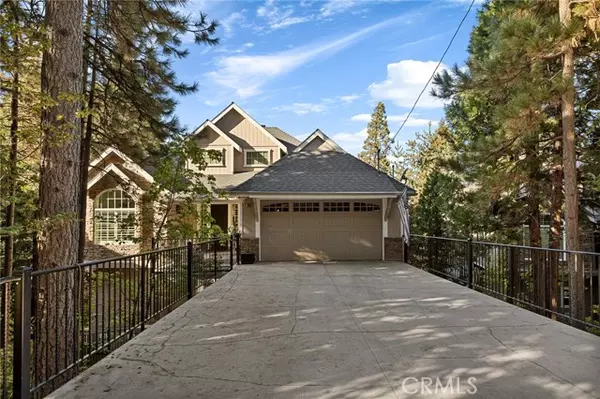 Lake Arrowhead, CA 92352,380 Pioneer RD