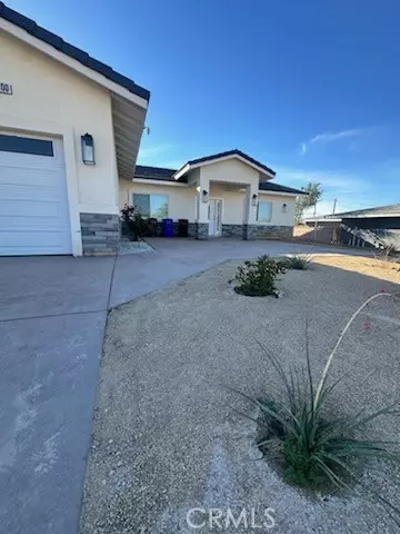 23491 Wren ST, Apple Valley, CA 92308