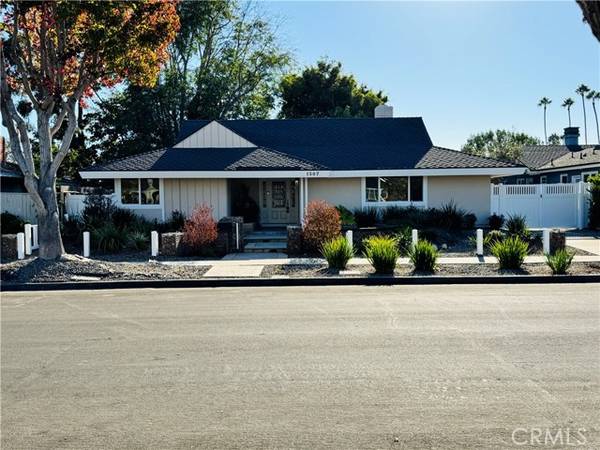 1507 Cumberland LN, Newport Beach, CA 92660