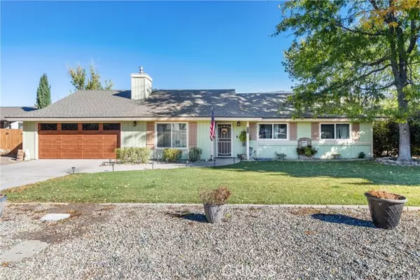 30091 Caddy LN, Tehachapi, CA 93561