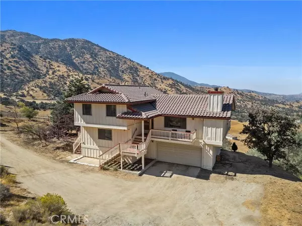 Tehachapi, CA 93561,24800 Woodford Tehachapi RD