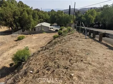 CA 91304,166 BOX CANYON RD
