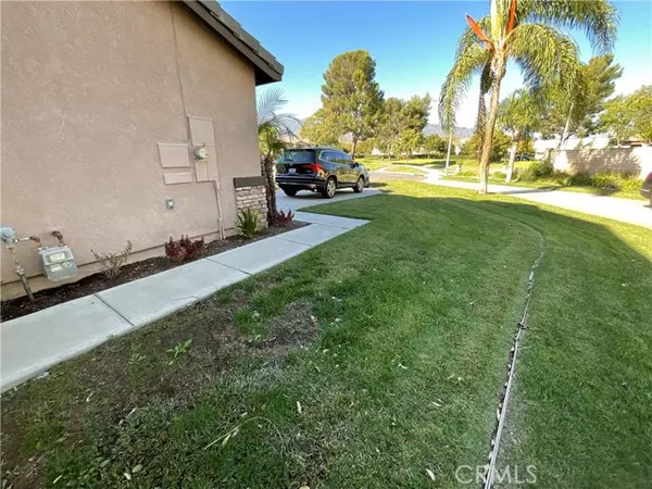 Fontana, CA 92336,14391 Quail CT