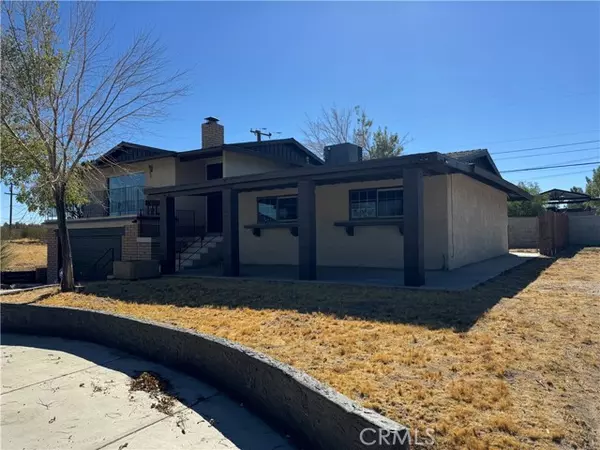 18335 Taloga LN, Apple Valley, CA 92307