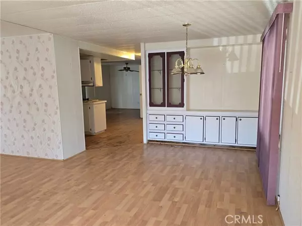 Hemet, CA 92545,575 S Lyon AVE 21