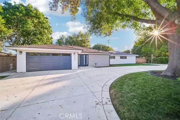 22548 Victory BLD, Woodland Hills, CA 91367