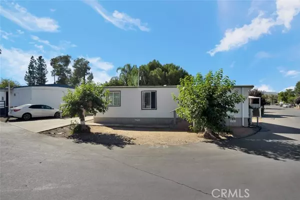 300 Ellis ST 27B, Lake Elsinore, CA 92530