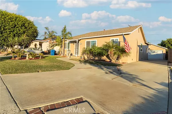 Downey, CA 90240,9216 Sideview DR