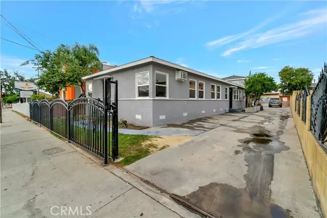 7327 Wilcox AVE, Bell, CA 90201