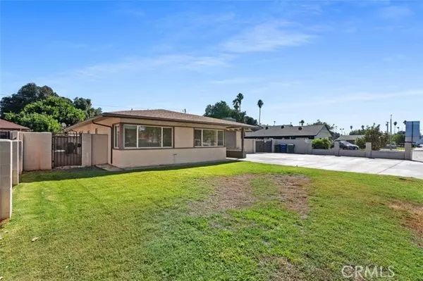 Riverside, CA 92506,6248 Riverside AVE