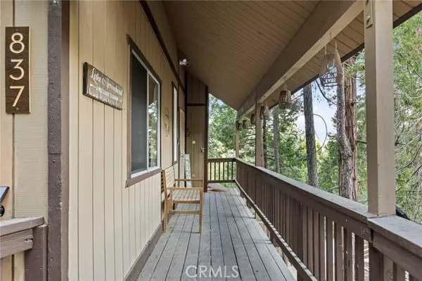 Lake Arrowhead, CA 92352,837 Grass Valley RD