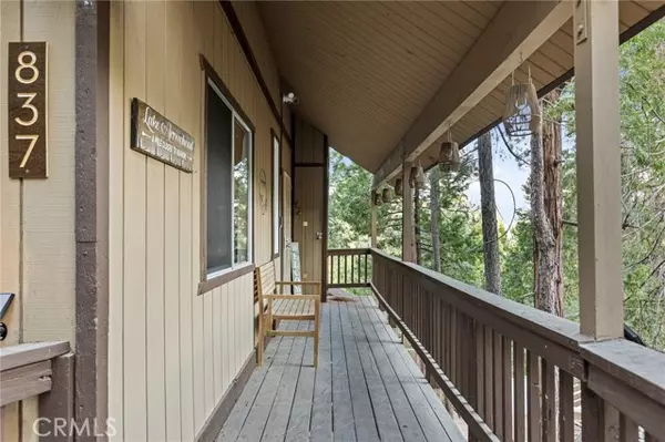 Lake Arrowhead, CA 92352,837 Grass Valley RD