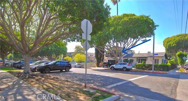 1802 9th ST B, Santa Monica, CA 90404