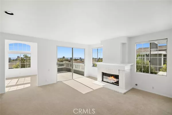 Corona Del Mar, CA 92625,3631 Geranium AVE 70