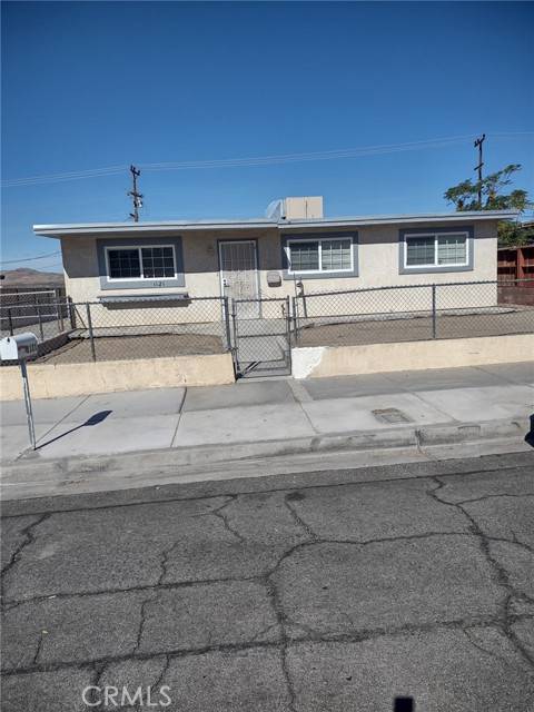 1121 Mojave DR, Barstow, CA 92311