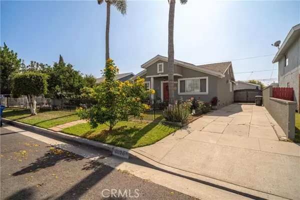 Downey, CA 90242,8024 Devenir AVE