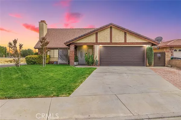 44940 Laszlo ST, Lancaster, CA 93534