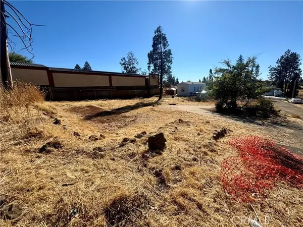 Paradise, CA 95969,5888 Pine CIR