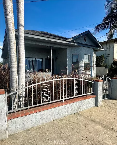 670 W 15th ST, San Pedro, CA 90731