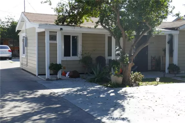 1129 S Golden West AVE, Santa Ana, CA 92704