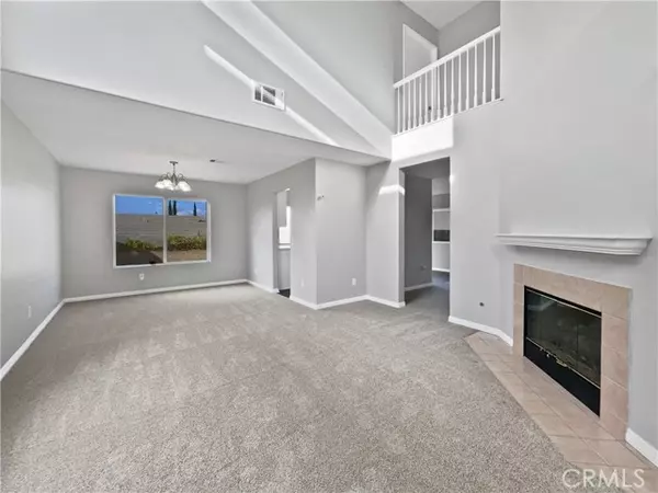 Murrieta, CA 92563,26645 Silver Oaks DR