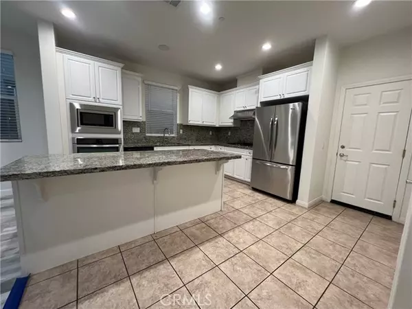 Ontario, CA 91764,2907 E Via Terrano