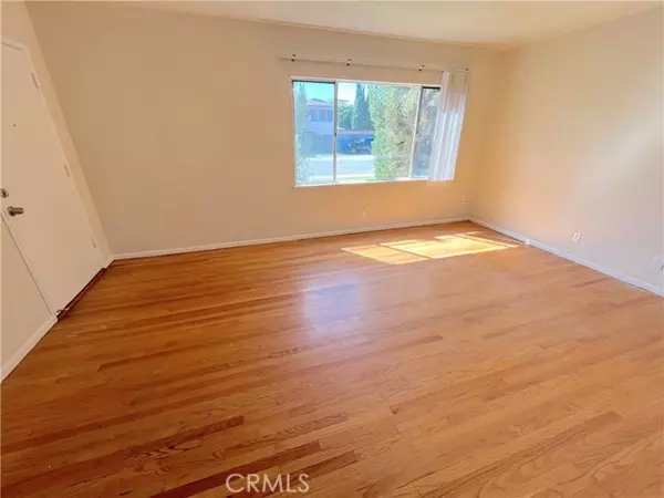 Ontario, CA 91762,506 W F ST