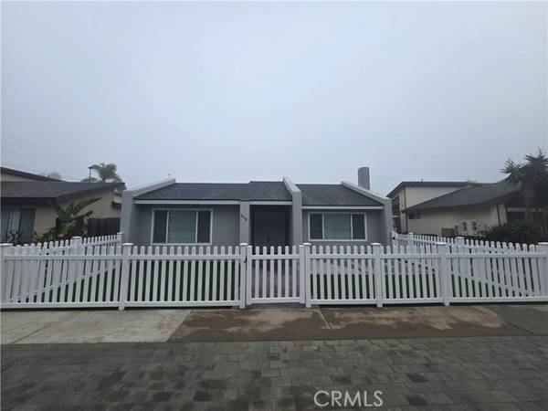 213 Rochester AVE 1, Huntington Beach, CA 92648