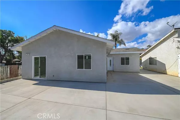 Riverside, CA 92505,10498 Mull AVE