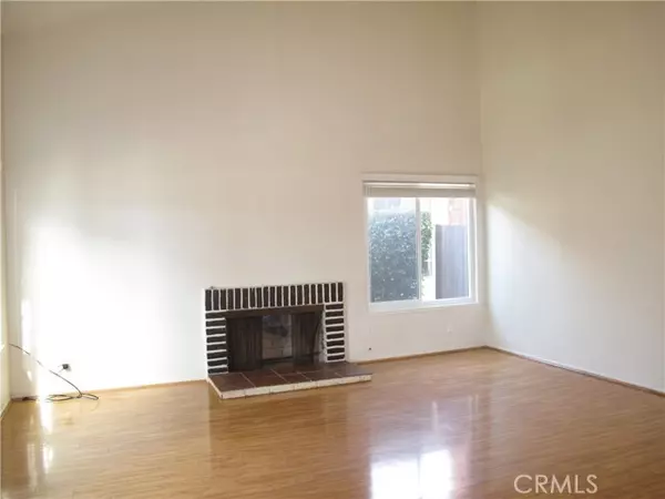 Cerritos, CA 90703,20008 Christina CIR